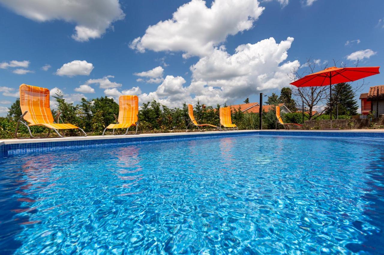 Casa Lilly Villa ลาบิน ภายนอก รูปภาพ